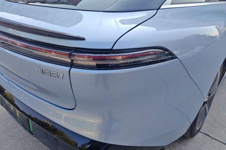 Used FORTHING Xinghai S7 2024 555 Luxury Edition Right Rear Taillight