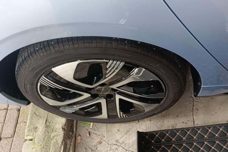 Used FORTHING Xinghai S7 2024 555 Enjoyment Edition Right Rear Wheel Hub