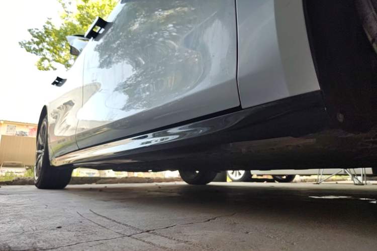 Used FORTHING Xinghai S7 2024 555 Luxury Edition Right Side Sill