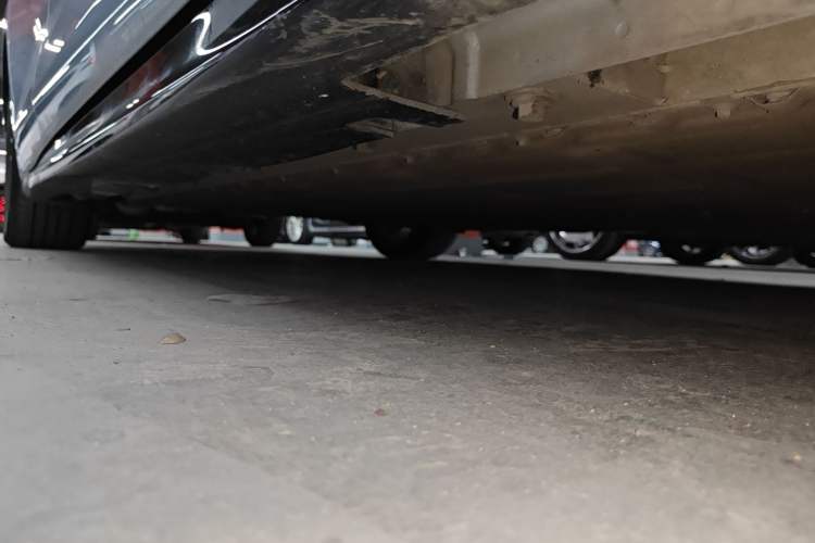 Used FORTHING Xinghai S7 2024 555 Lite Edition Right Side Sill