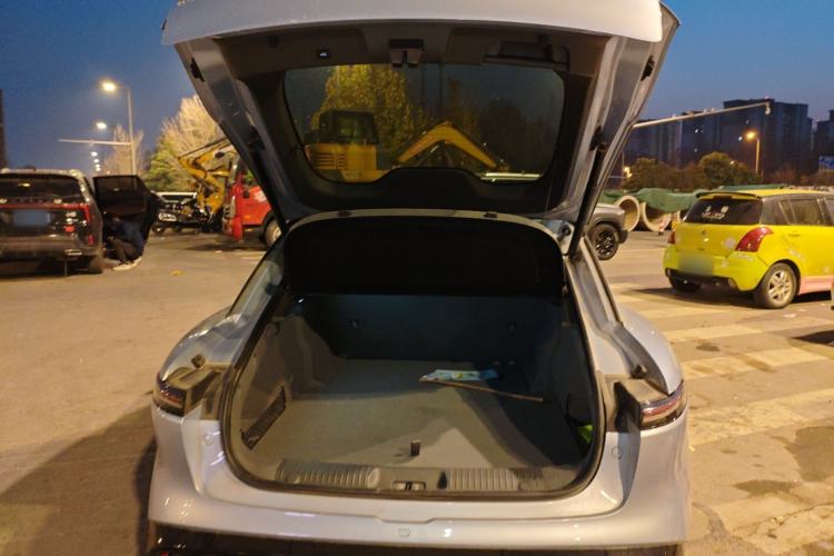 Used FORTHING Xinghai S7 2024 555 Luxury Edition Trunk
