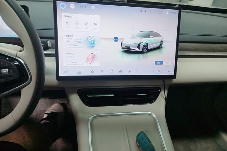 Used FORTHING Xinghai S7 2024 555 Luxury Edition Audio And AC Panel