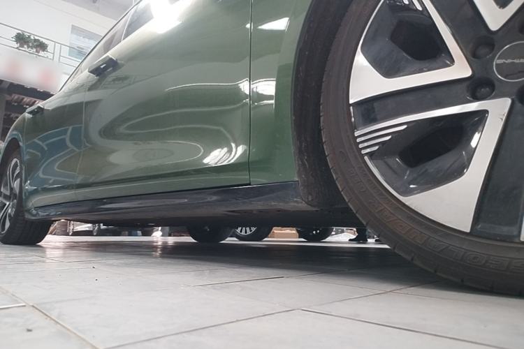 Used FORTHING Xinghai S7 2024 555 Luxury Edition Chassis Front Right