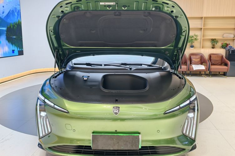 Used FORTHING Xinghai S7 2024 555 Luxury Edition Engine Bay