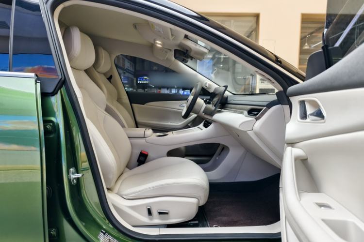 Used FORTHING Xinghai S7 2024 555 Luxury Edition Interior 6