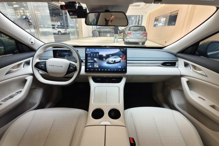 Used FORTHING Xinghai S7 2024 555 Luxury Edition Interior 9