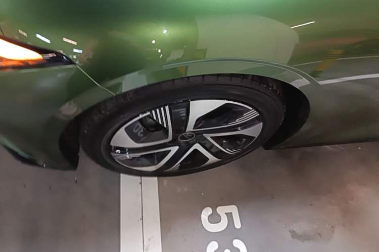 Used FORTHING Xinghai S7 2024 555 Co-Creation Edition Left Front Wheel Hub