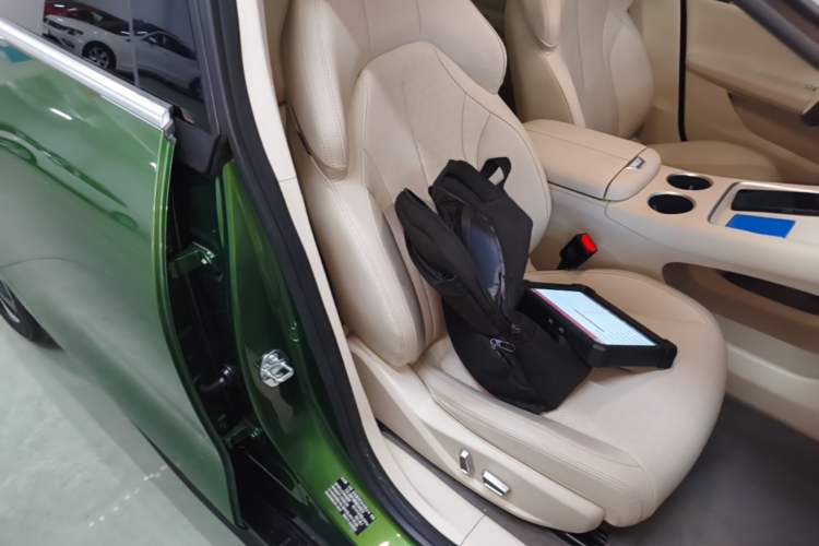 Used FORTHING Xinghai S7 2024 555 Enjoyment Edition Right Front Seat