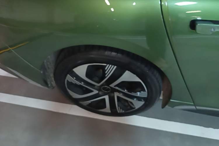 Used FORTHING Xinghai S7 2024 555 Co-Creation Edition Right Rear Wheel Hub