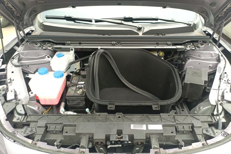Used FORTHING Xinghai S7 2024 555 Luxury Edition Engine Bay