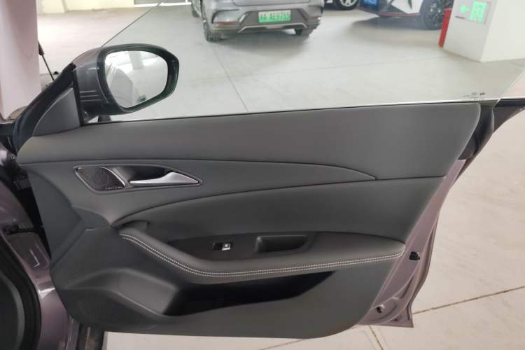 Used FORTHING Xinghai S7 2024 555 Lite Edition Right Front Door Interior