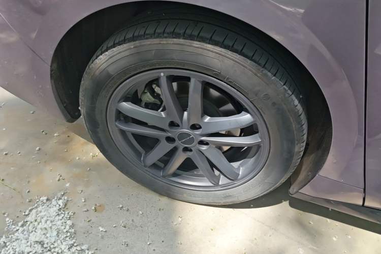 Used FORTHING Xinghai S7 2024 555 Lite Edition Right Rear Wheel Hub