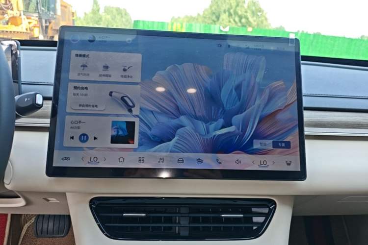 Used FORTHING Xinghai S7 2024 555 Co-Creation Edition Audio And AC Panel