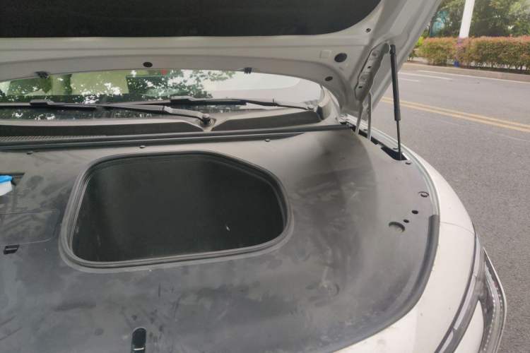 Used FORTHING Xinghai S7 2024 555 Enjoyment Edition Engine Bay Left