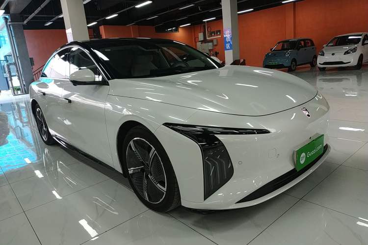 Used FORTHING Xinghai S7 2024 555 Luxury Edition Front Right 45 Deg
