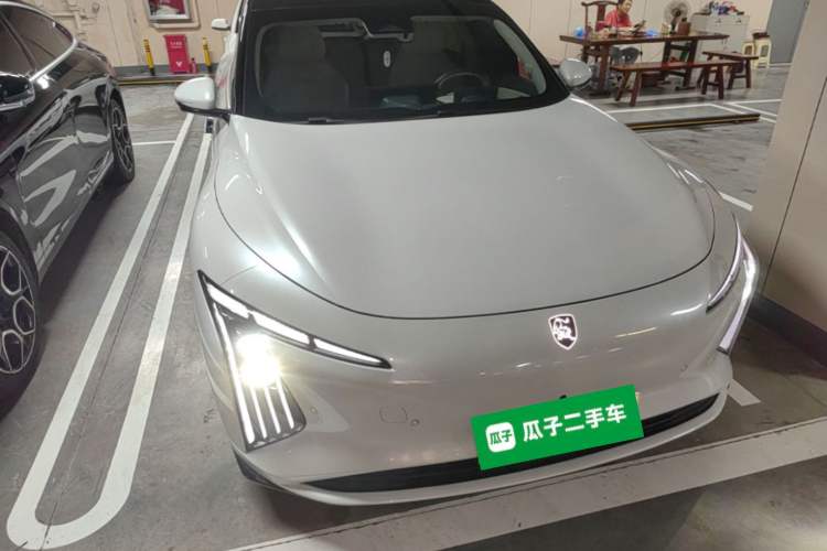 Used FORTHING Xinghai S7 2024 555 Luxury Edition Front Right 45 Deg