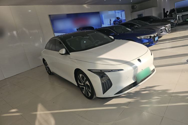 Used FORTHING Xinghai S7 2024 650 Supreme Edition Front Right 45 Deg