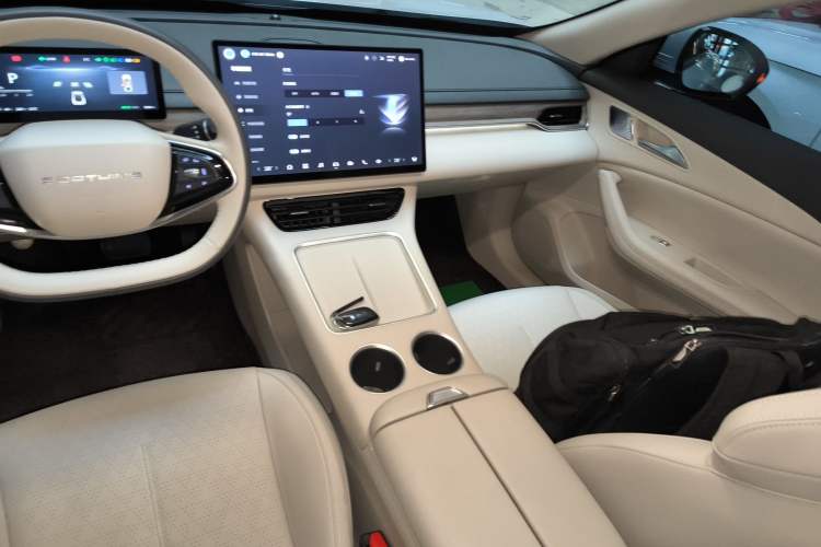 Used FORTHING Xinghai S7 2024 555 Enjoyment Edition Gear Lever