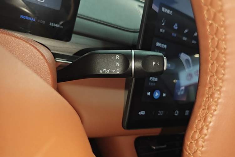 Used FORTHING Xinghai S7 2024 555 Enjoyment Edition Gear Lever