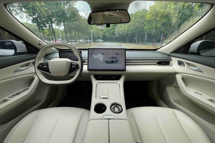 Used FORTHING Xinghai S7 2024 555 Luxury Edition Interior 1