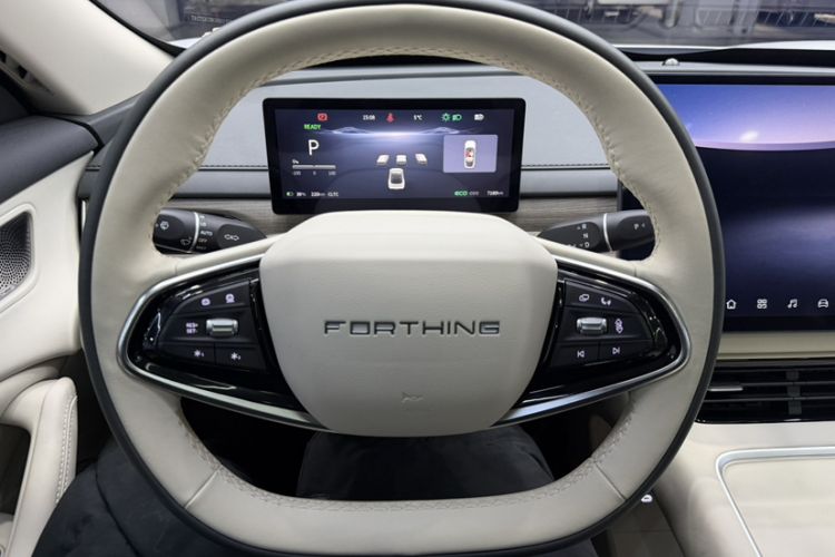 Used FORTHING Xinghai S7 2024 555 Enjoyment Edition Interior 2