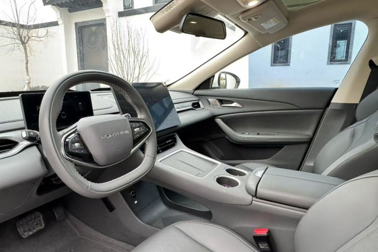 Used FORTHING Xinghai S7 2024 555 Enjoyment Edition Interior 2