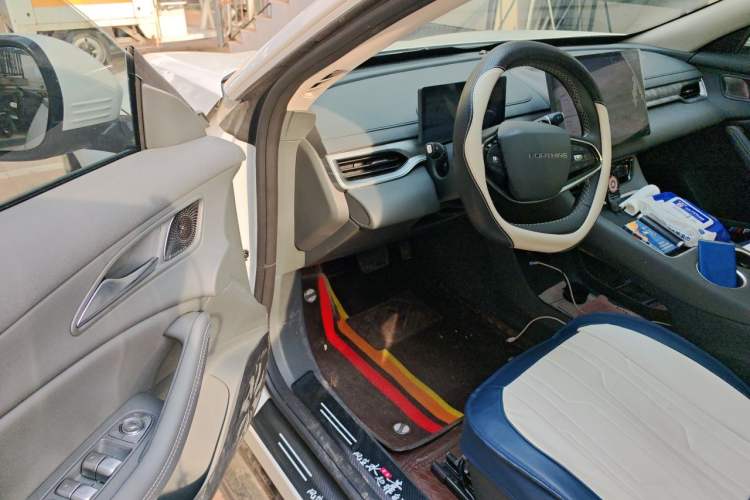 Used FORTHING Xinghai S7 2024 555 Lite Edition Interior 3
