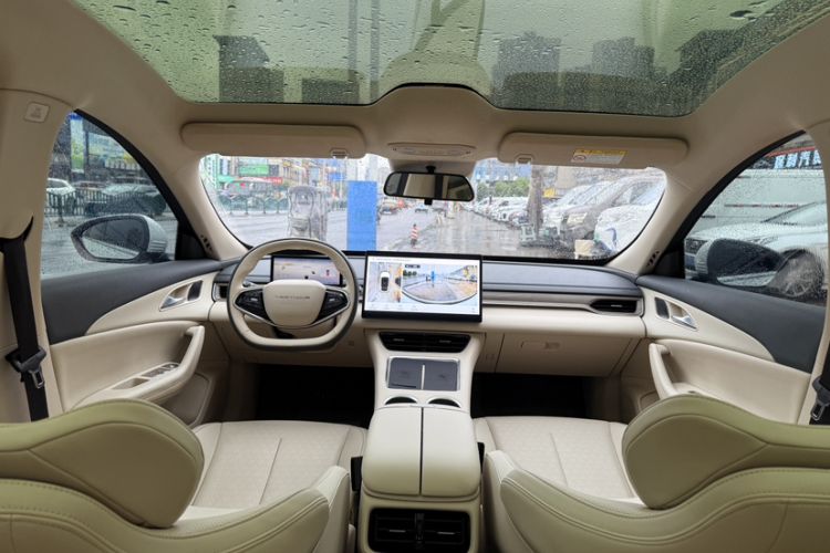 Used FORTHING Xinghai S7 2024 555 Enjoyment Edition Interior 4