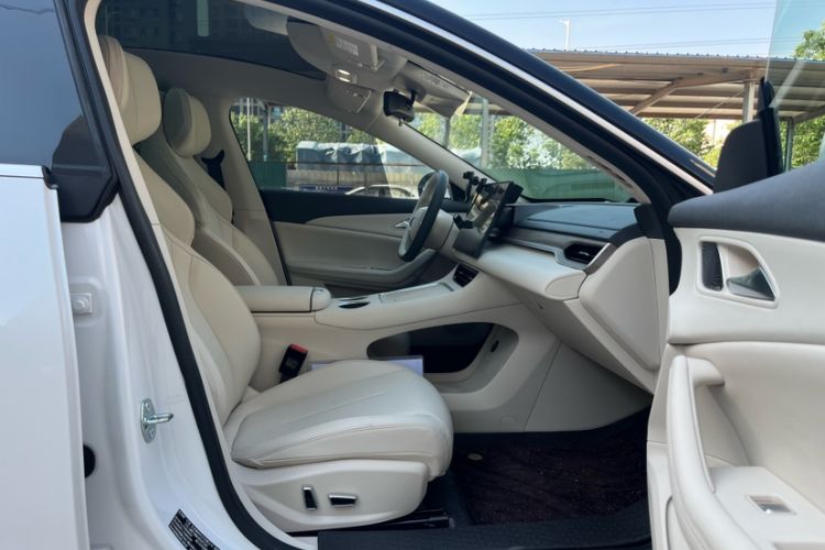 Used FORTHING Xinghai S7 2024 555 Enjoyment Edition Interior 9