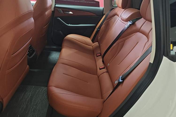Used FORTHING Xinghai S7 2024 555 Enjoyment Edition Left Rear Seat