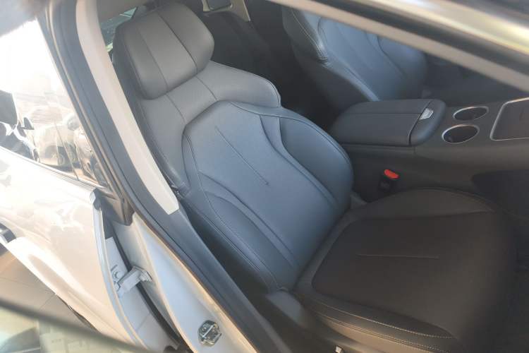 Used FORTHING Xinghai S7 2024 555 Enjoyment Edition Right Front Seat