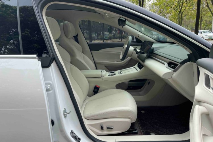 Used FORTHING Xinghai S7 2024 555 Luxury Edition Right Front Seat
