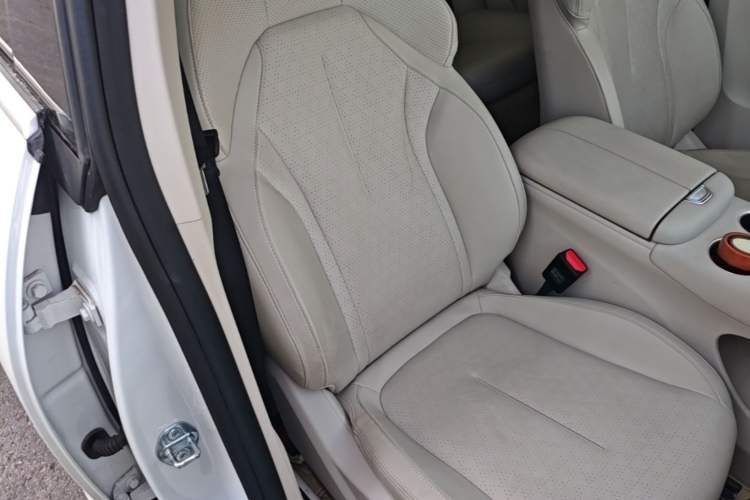 Used FORTHING Xinghai S7 2024 555 Co-Creation Edition Right Front Seat