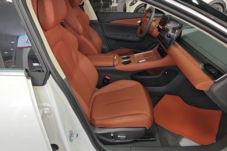 Used FORTHING Xinghai S7 2024 555 Enjoyment Edition Right Front Seat