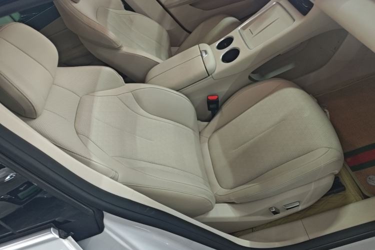 Used FORTHING Xinghai S7 2024 555 Co-Creation Edition Right Front Seat