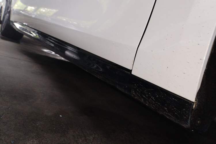Used FORTHING Xinghai S7 2024 555 Luxury Edition Right Side Sill