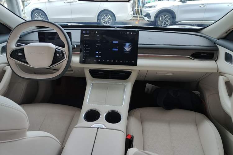 Used FORTHING Xinghai S7 2025 235 Range-Extended Luxury Edition Center Console