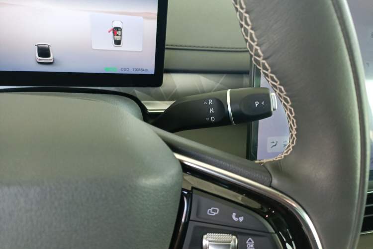 Used FORTHING Xinghai S7 2025 555 Hongyun Edition Gear Lever