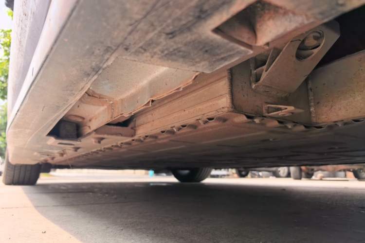 Used FORTHING Xinghai S7 2025 Model, 555 Star Creation Edition Chassis Rear Left