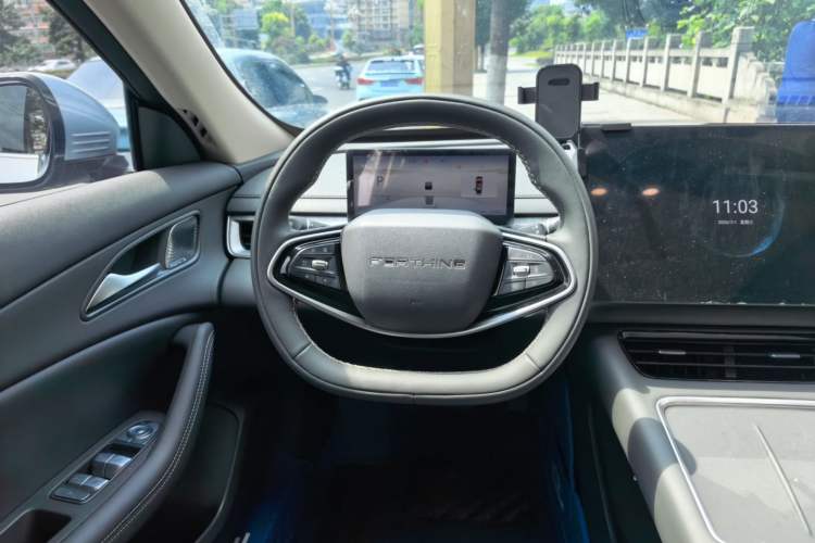 Used FORTHING Xinghai S7 2025 Model, 555 Star Creation Edition Steering Wheel