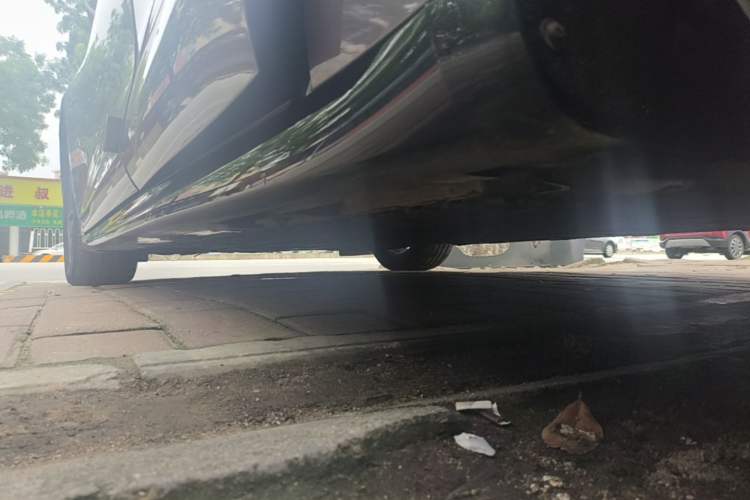 Used FORTHING Xinghai S7 2025 Model, 555 Star Creation Edition Left Side Sill
