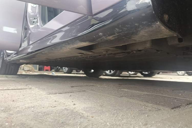 Used FORTHING Xinghai S7 2025 Model, 555 Star Creation Edition Right Side Sill