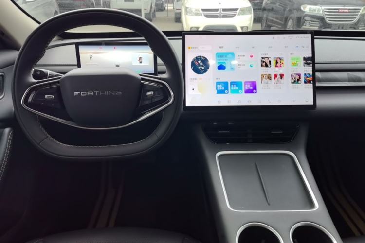 Used FORTHING Xinghai S7 2025 Model, 555 Star Creation Edition Center Console