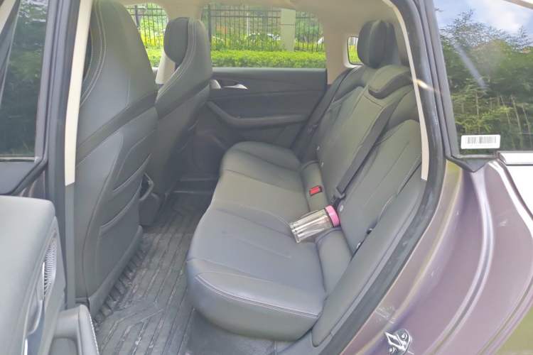 Used FORTHING Xinghai S7 2025 Model, 235 Range-Extended Executive Edition Left Rear Seat