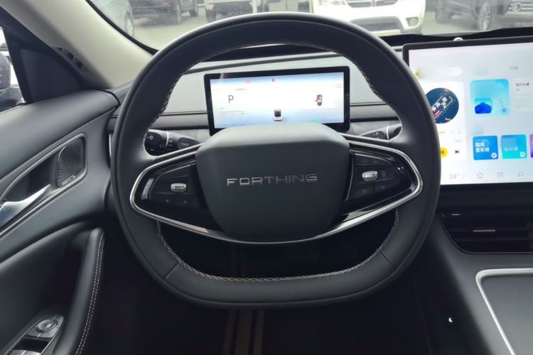 Used FORTHING Xinghai S7 2025 Model, 555 Star Creation Edition Steering Wheel