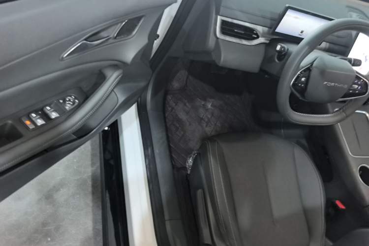 Used FORTHING Xinghai S7 2025 Model, 555 Star Creation Edition Driver Seat