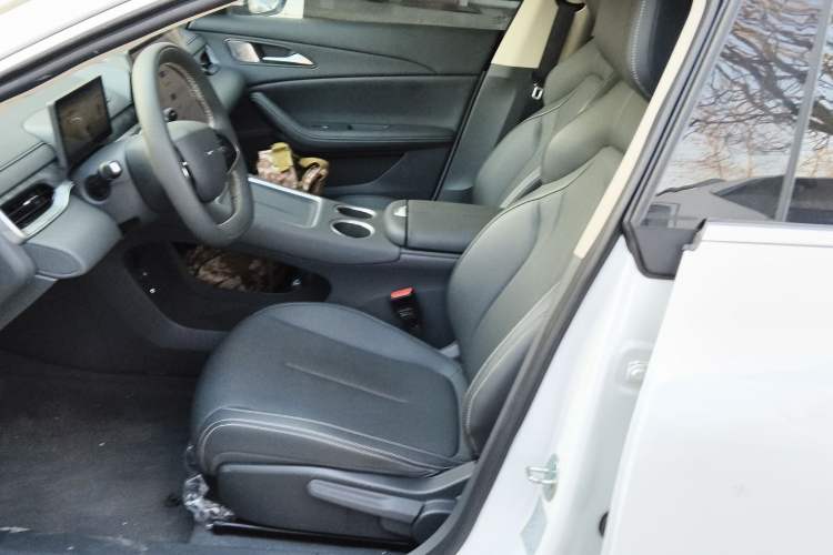 Used FORTHING Xinghai S7 2025 555 Hongyun Edition Left Front Seat