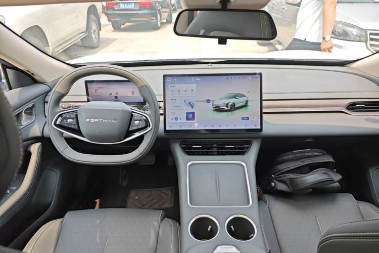 Used FORTHING Xinghai S7 2026 Model, 565 Enjoyment Edition Center Console