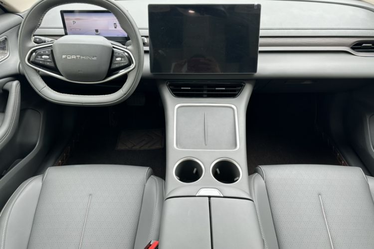 Used FORTHING Xinghai S7 2026 Model, 565 Enjoyment Edition Interior 2