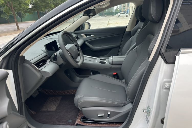 Used FORTHING Xinghai S7 2026 Model, 565 Enjoyment Edition Interior 3